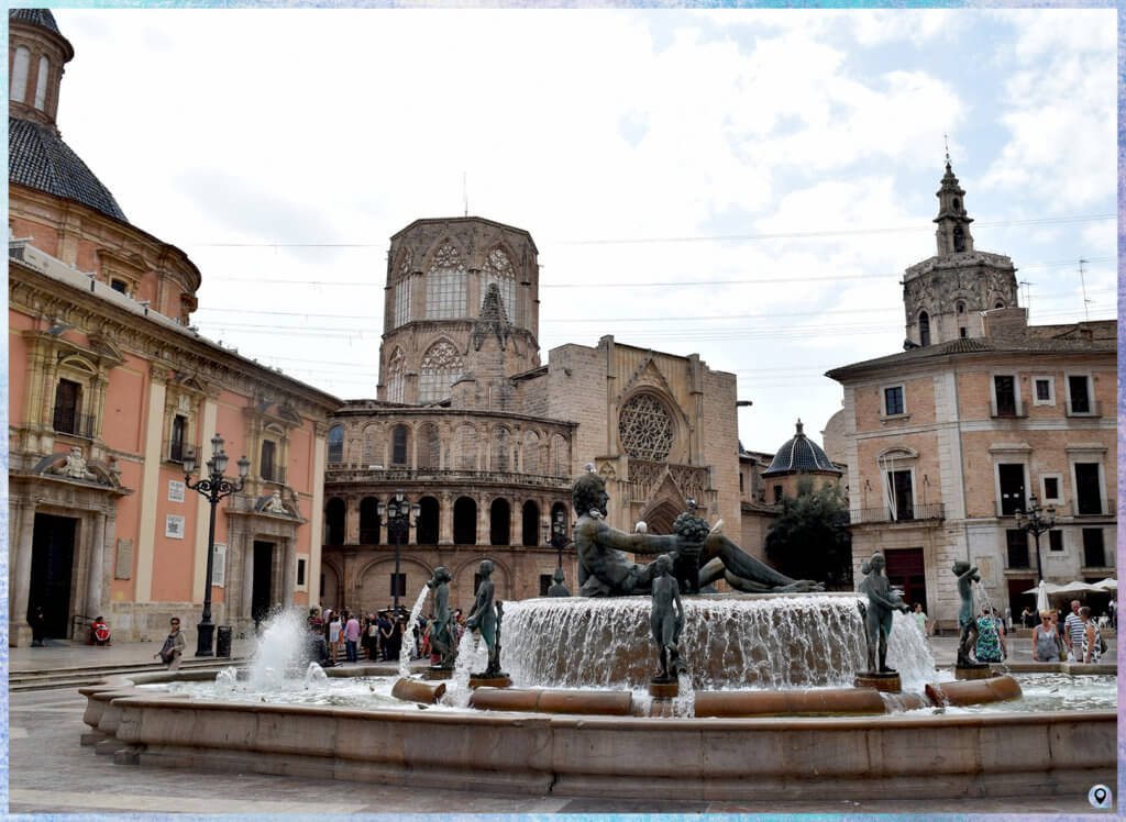 Plaza de la Virgen, Cattedrale di Valencia