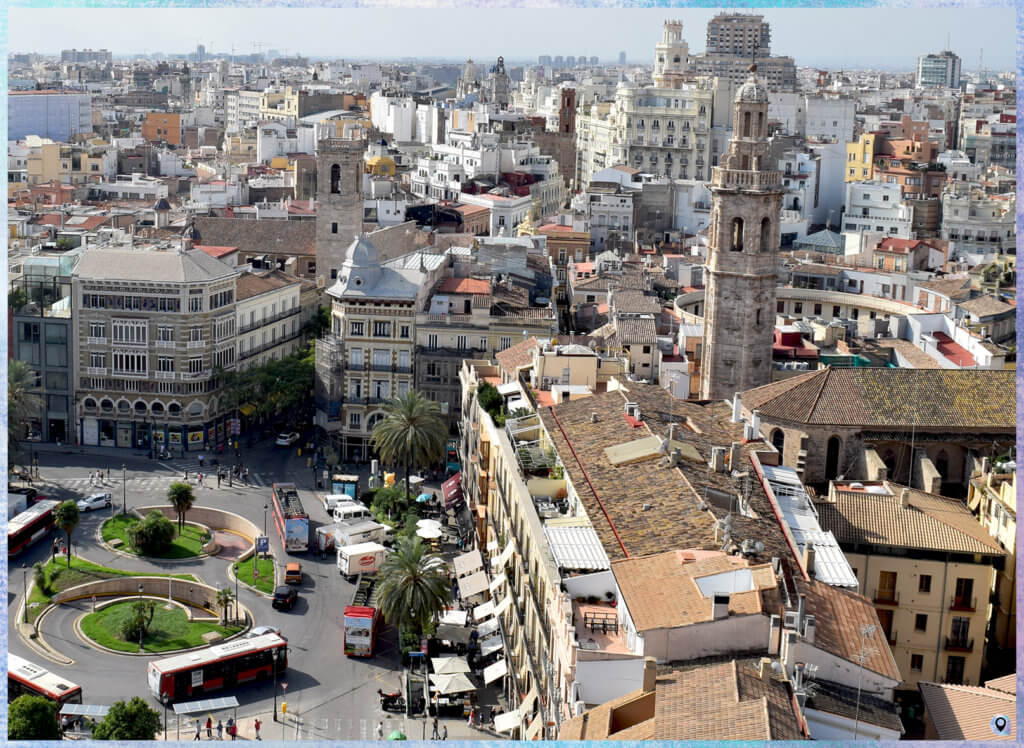 Vista dal Micalet: Plaça de la Reina, torre di Santa Caterina e Plaça Redona, Valencia